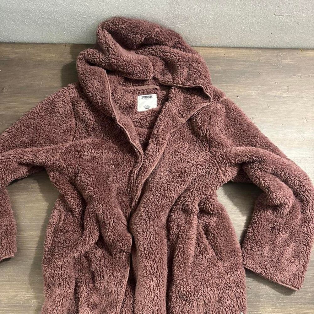 Victoria-s-secret Women's Brown and Burgundy Robe
